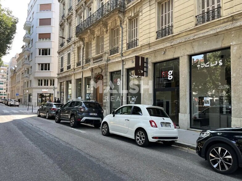 Local commercial dans Lyon à louer - Photo de l’immeuble – Image 1 sur 7