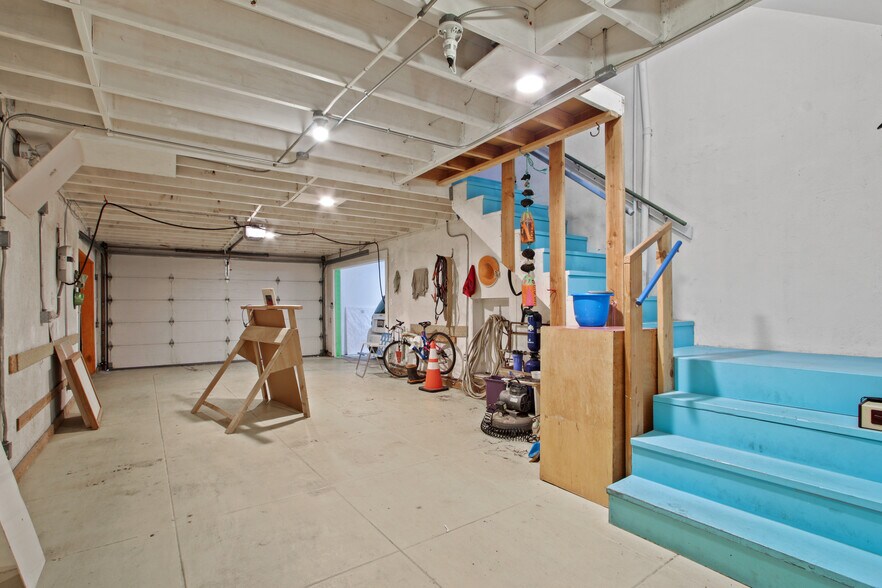 110 Mildred Ave, Venice, CA à vendre - Photo intérieure – Image 2 sur 12