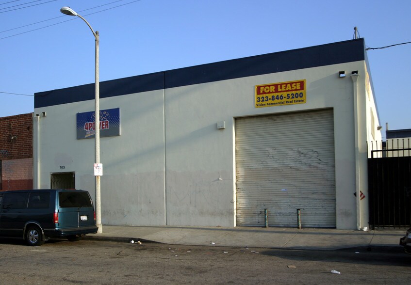 163 W 32nd St, Los Angeles, CA à louer - Photo de l’immeuble – Image 3 sur 5