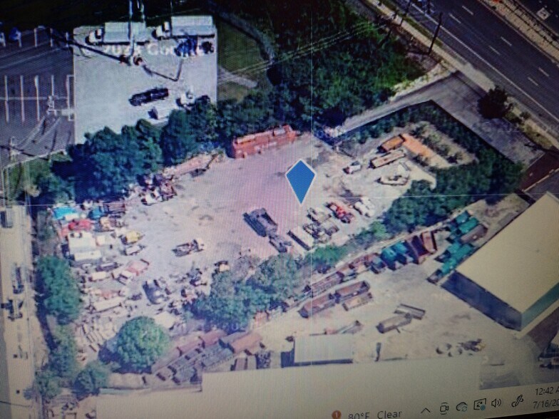 1640 Veterans Memorial Hwy, Islandia, NY à vendre - Photo de l’immeuble – Image 2 sur 6