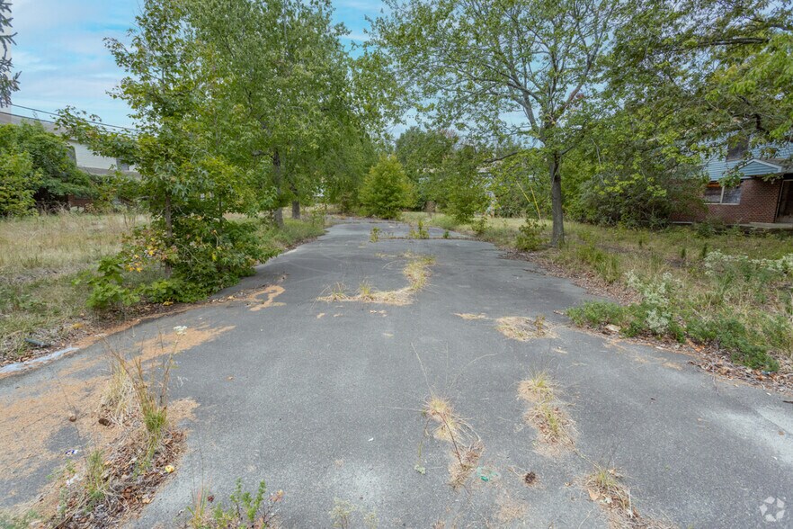 4090 Asbury Ave, Tinton Falls, NJ à louer - Photo principale – Image 1 sur 6