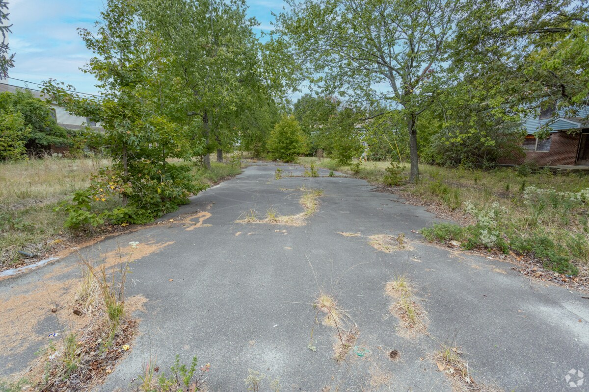 4090 Asbury Ave, Tinton Falls, NJ à louer Photo principale– Image 1 sur 7