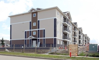 Plus de détails pour 1665 Jamha Rd NW, Edmonton, AB - Logement à vendre