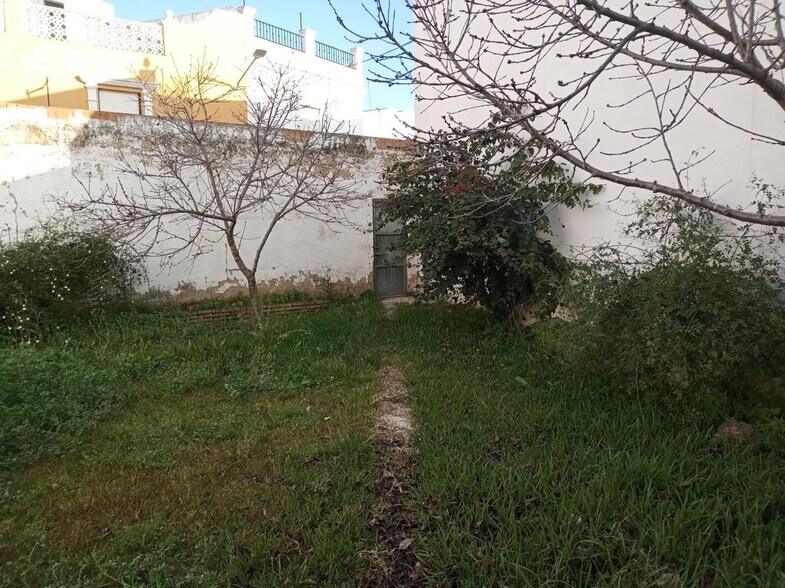 Terrain dans Cantillana, Sevilla à vendre - Photo de l’immeuble – Image 1 sur 10