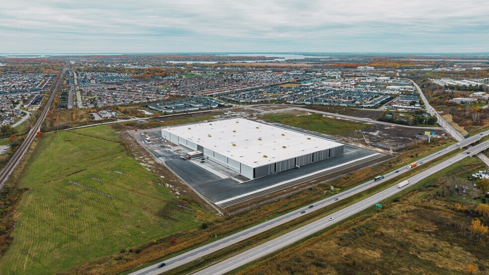 3501 Rue De La Synergie, Vaudreuil-dorion, QC à louer - Photo de l’immeuble – Image 2 sur 9