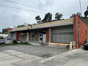 601 Monterey Pass Rd, Monterey Park, CA à louer Photo intérieure– Image 1 sur 3