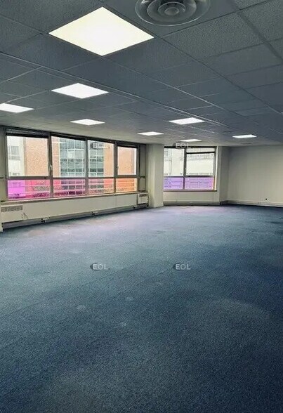 Bureau dans Paris à louer - Photo de l’immeuble – Image 2 sur 4