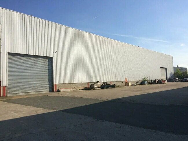 Plus de détails pour Différents types d’espaces à louer