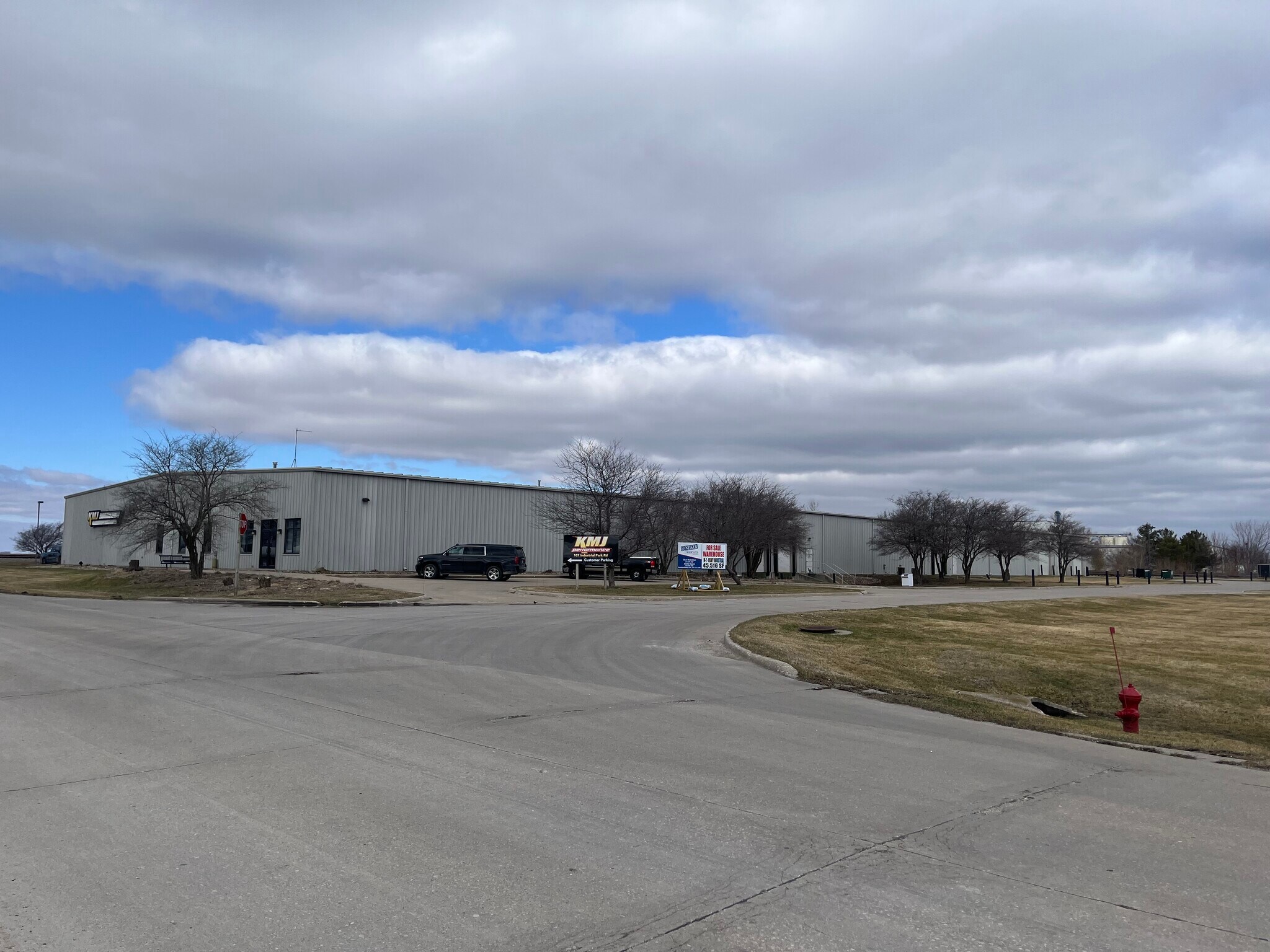 107 Industrial Park Rd, Story City, IA à vendre Photo principale– Image 1 sur 32