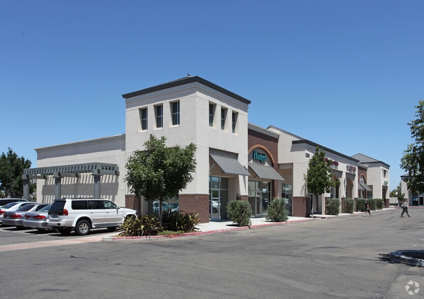 2231-2271 W Grant Line Rd, Tracy, CA à louer - Photo principale – Image 2 sur 4