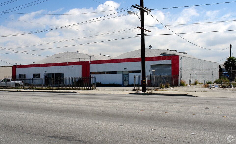 13614-13618 S Western Ave, Gardena, CA à louer - Photo principale – Image 2 sur 6
