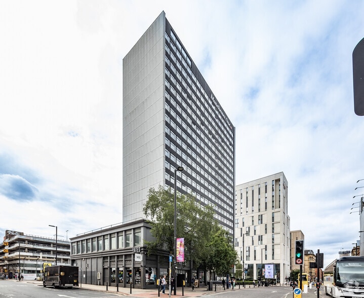 Portland St, Manchester à louer - Photo de l’immeuble – Image 3 sur 4