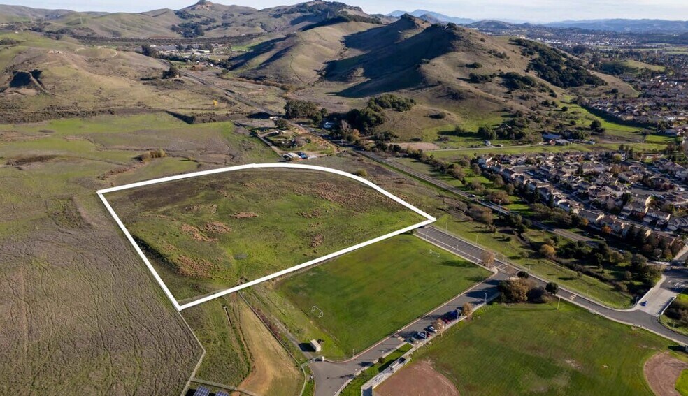1201 American Canyon Rd, American Canyon, CA à vendre - Aérien – Image 3 sur 4