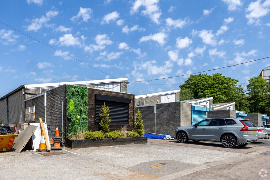 Mucklow Hl, Halesowen à louer - Photo de l’immeuble – Image 2 sur 2