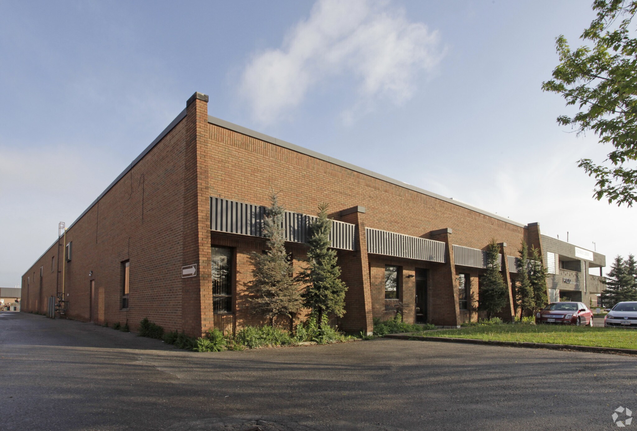 217 Wilkinson Rd, Brampton, ON à louer Photo principale– Image 1 sur 3