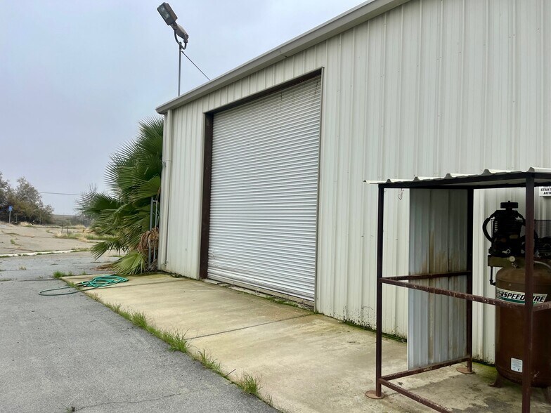 9900 Cody Ave, Coalinga, CA à vendre - Photo de l’immeuble – Image 2 sur 9