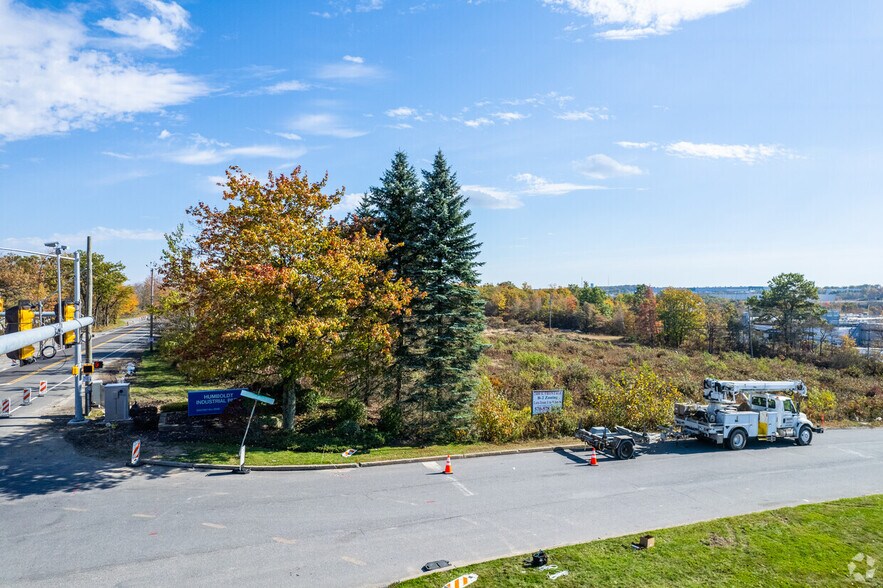 Rt 924 and Chestnut Hill Dr., Hazle Township, PA à vendre - Photo de l’immeuble – Image 2 sur 6
