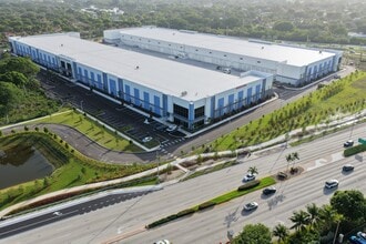 4851 W Atlantic Blvd, Coconut Creek, FL à louer Aérien– Image 1 sur 10
