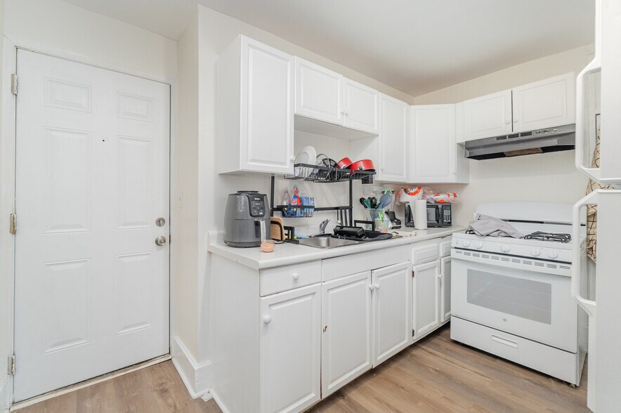 1600 Regina St, Harrisburg, PA à vendre - Photo de l’immeuble – Image 3 sur 46