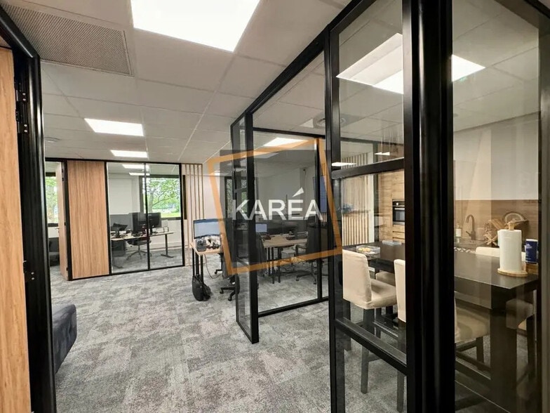 Bureau dans Serris à vendre - Photo de l’immeuble – Image 3 sur 5