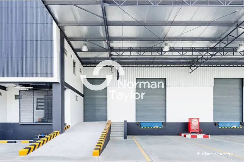 Local d’activités dans Tarascon à louer Photo de l’immeuble– Image 1 sur 5