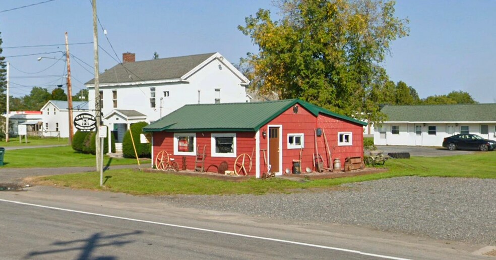 7695 Us-20, Waterville, NY à vendre - Photo de l’immeuble – Image 1 sur 1