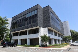 Plus de détails pour 20 Crossways Park Dr N, Woodbury, NY - Bureau à louer