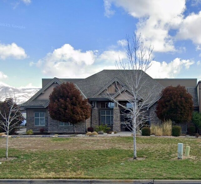 526 N 400 W, North Salt Lake, UT à vendre - Photo de l’immeuble – Image 2 sur 34