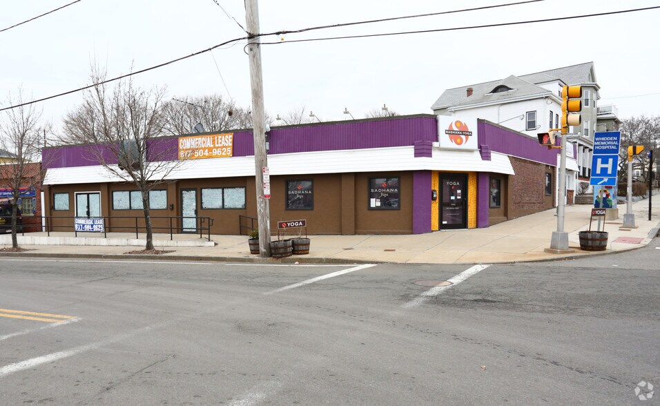 322-326 Chelsea St, Chelsea, MA à louer - Photo de l’immeuble – Image 3 sur 4