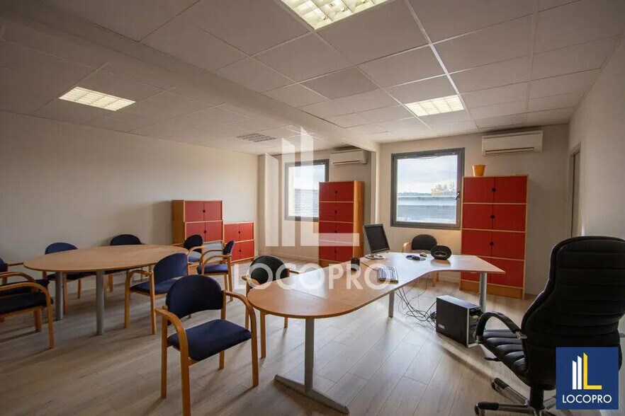 Bureau dans Cabriès à louer - Photo de l’immeuble – Image 2 sur 6