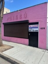 609 W 6th St, Corona, CA à louer Photo intérieure– Image 2 sur 3