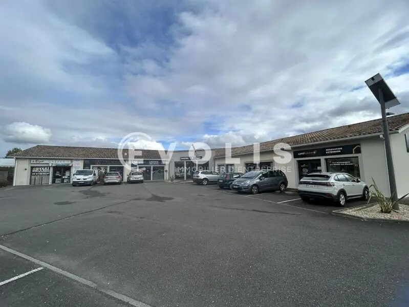 180 Avenue De Paris, Cavignac à vendre Photo de l’immeuble– Image 1 sur 6