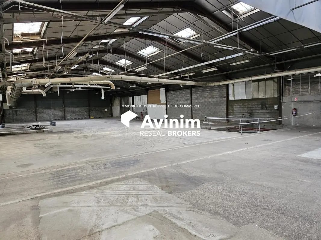 Industriel/Logistique dans Thônes à vendre Photo intérieure– Image 1 sur 10