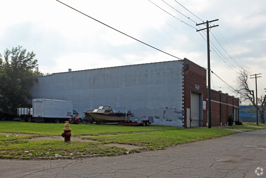425 S Campbell St, Detroit, MI à louer - Photo de l’immeuble – Image 2 sur 2