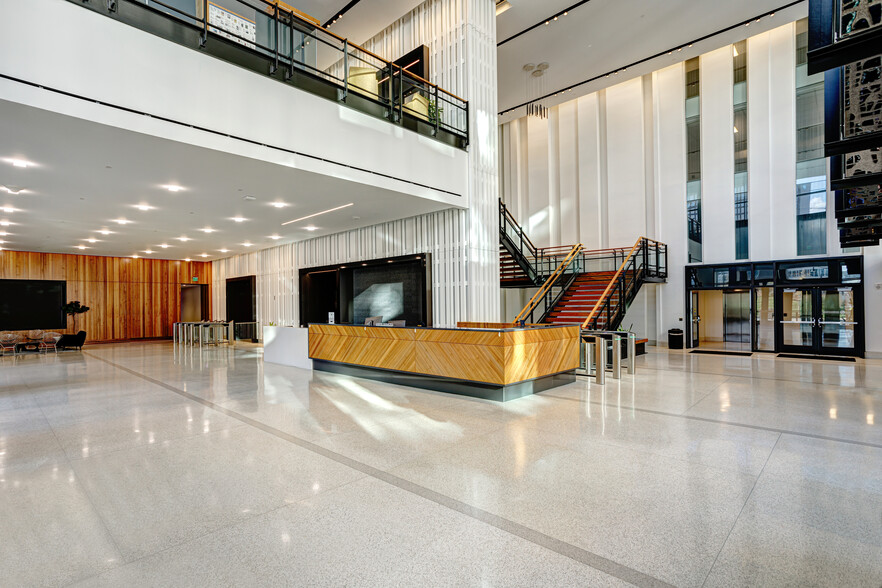 601 11th Ave N, Nashville, TN à louer - Hall d’entrée – Image 2 sur 3