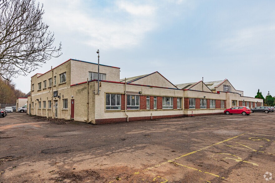 Falkirk Rd, Grangemouth à louer - Photo de l’immeuble – Image 2 sur 2