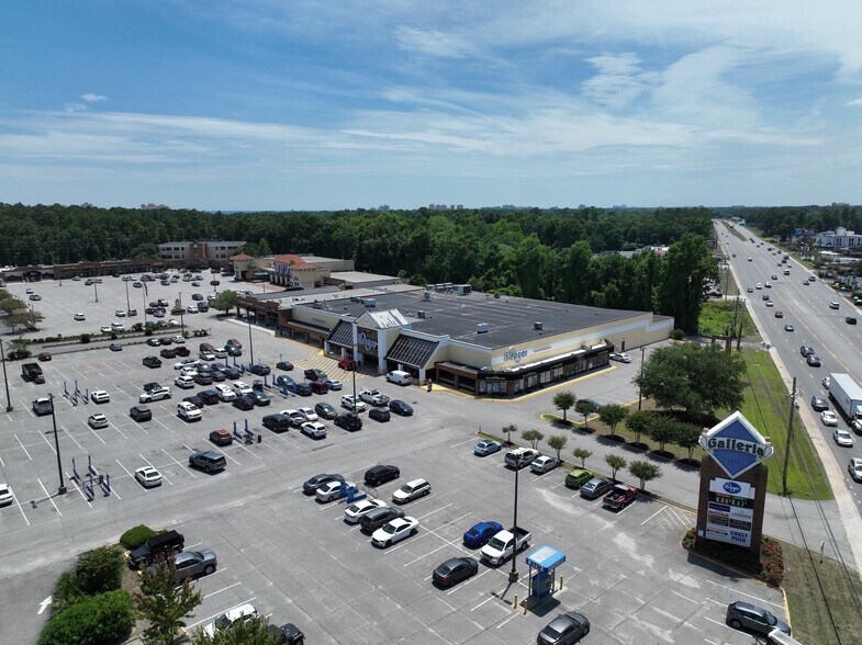 9600-9664 N Kings Hwy, Myrtle Beach, SC à louer - Photo de l’immeuble – Image 2 sur 6