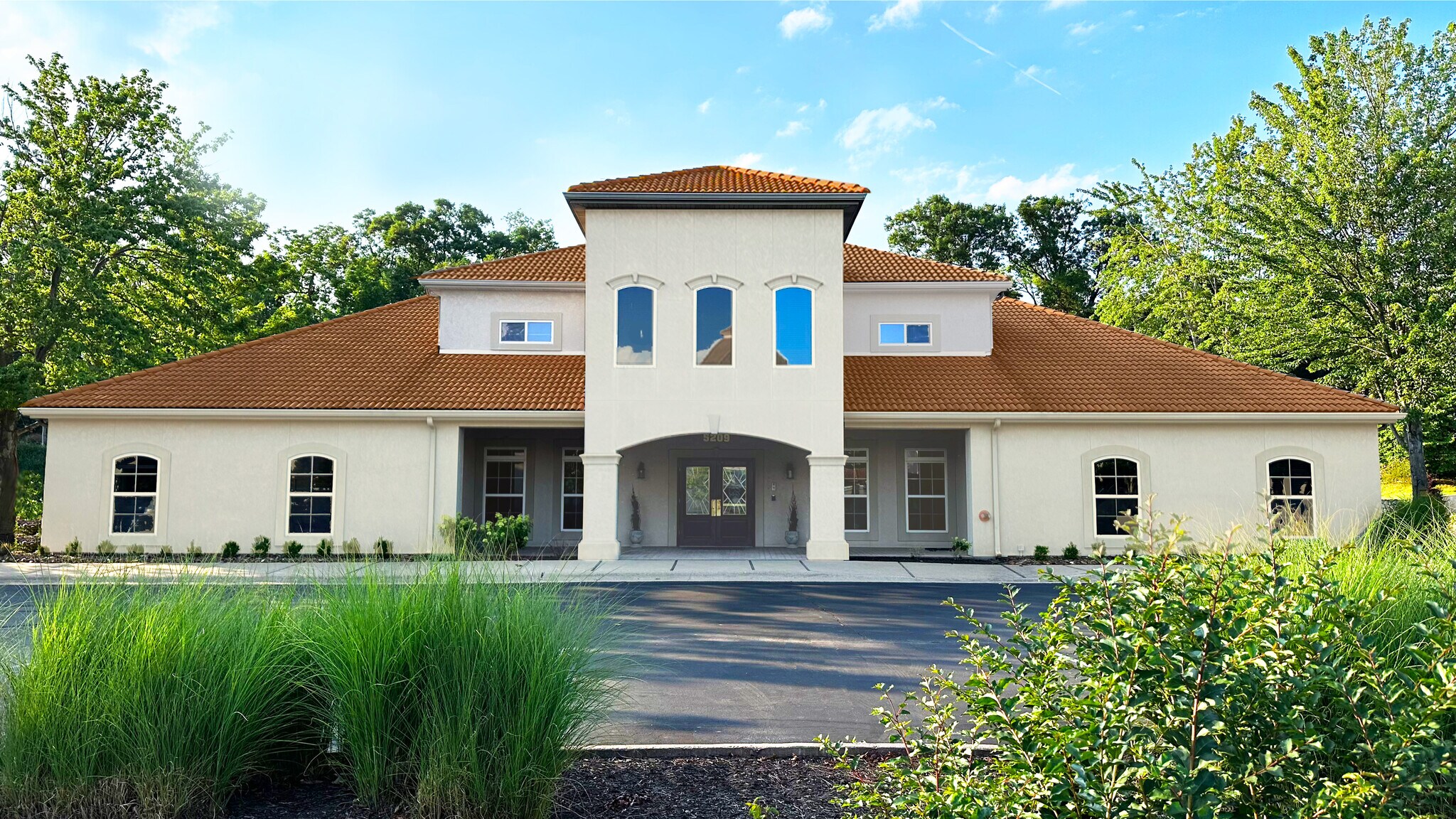 5209 Village Pky, Rogers, AR à vendre Photo principale– Image 1 sur 4