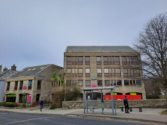 Plus de détails pour Quay St, Truro - Bureau, Bureau/Local commercial à louer