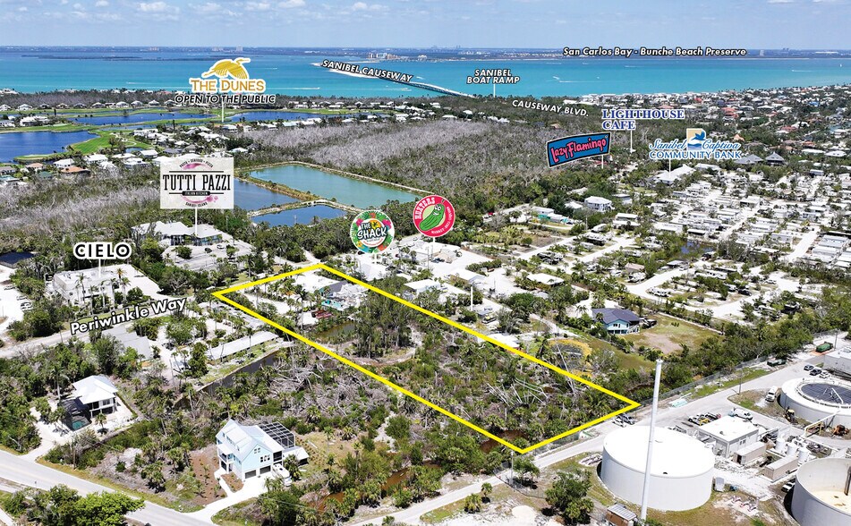 1223 Periwinkle Way, Sanibel, FL à vendre - Aérien – Image 1 sur 7