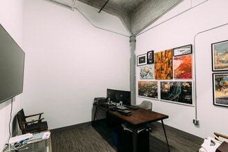 2744 E 11th St, Oakland, CA à louer Photo intérieure– Image 2 sur 3