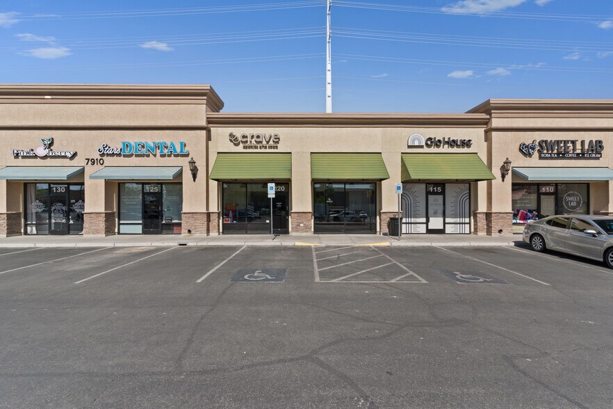 7910 S Rainbow Blvd, Las Vegas, NV à louer - Photo de l’immeuble – Image 1 sur 8