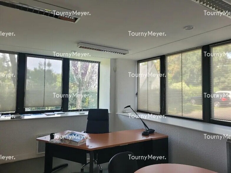 Bureau dans Rennes à louer - Photo de l’immeuble – Image 1 sur 3