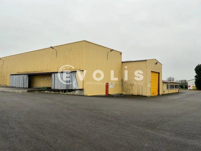 Local d'activités dans Saint-Trivier-sur-Moignans à vendre Photo de l’immeuble– Image 1 sur 37