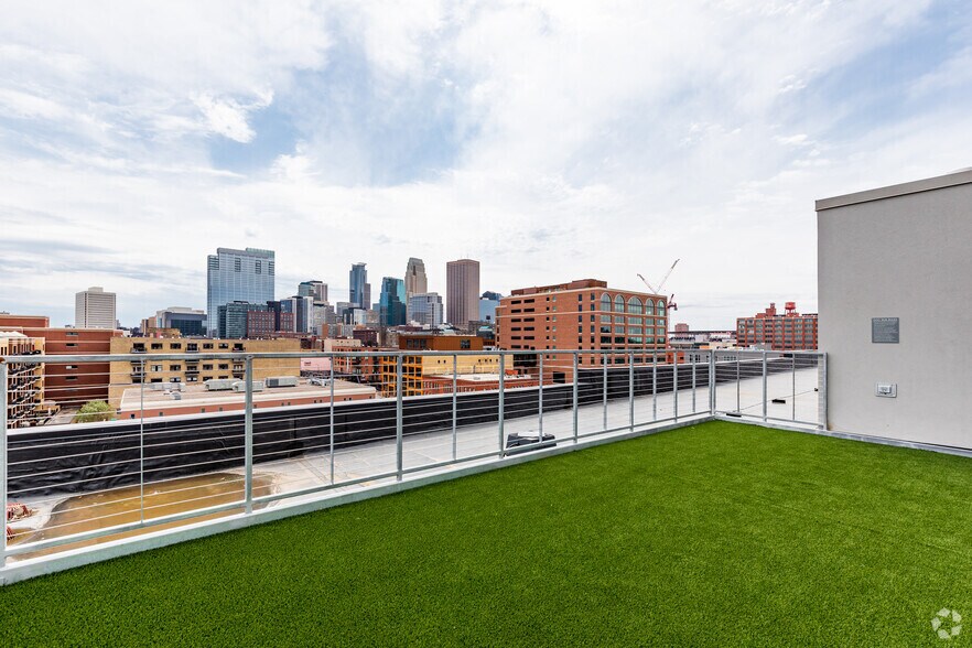 528 N Washington Ave, Minneapolis, MN à louer - Photo de l’immeuble – Image 2 sur 81