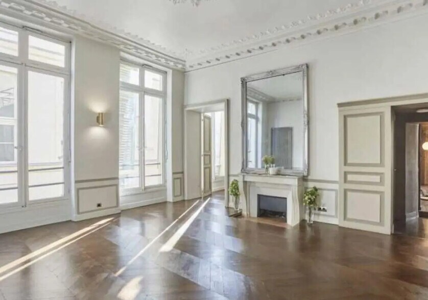 Bureau dans Paris à louer - Photo de l’immeuble – Image 3 sur 9