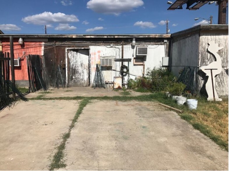 1117-1119 Bustamante St, Laredo, TX à vendre - Photo de l’immeuble – Image 3 sur 24