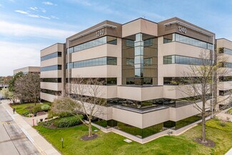 Plus de détails pour 1240 E Diehl Rd, Naperville, IL - Bureau à louer