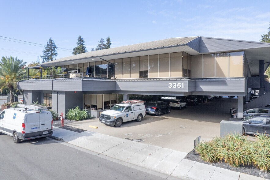 3351 El Camino Real, Atherton, CA à louer - Photo de l’immeuble – Image 3 sur 4
