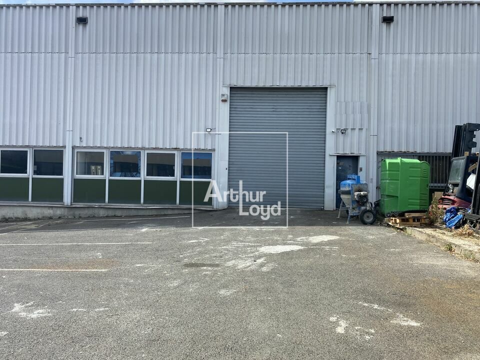 Industriel/Logistique dans Bondoufle à louer Photo de l’immeuble– Image 1 sur 4